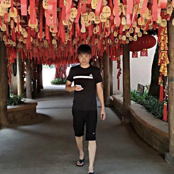 李某人/生蚝