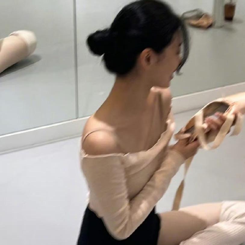 来杯生椰拿铁不加糖