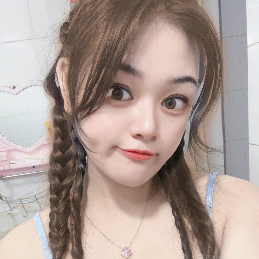 肉肉的欧尼