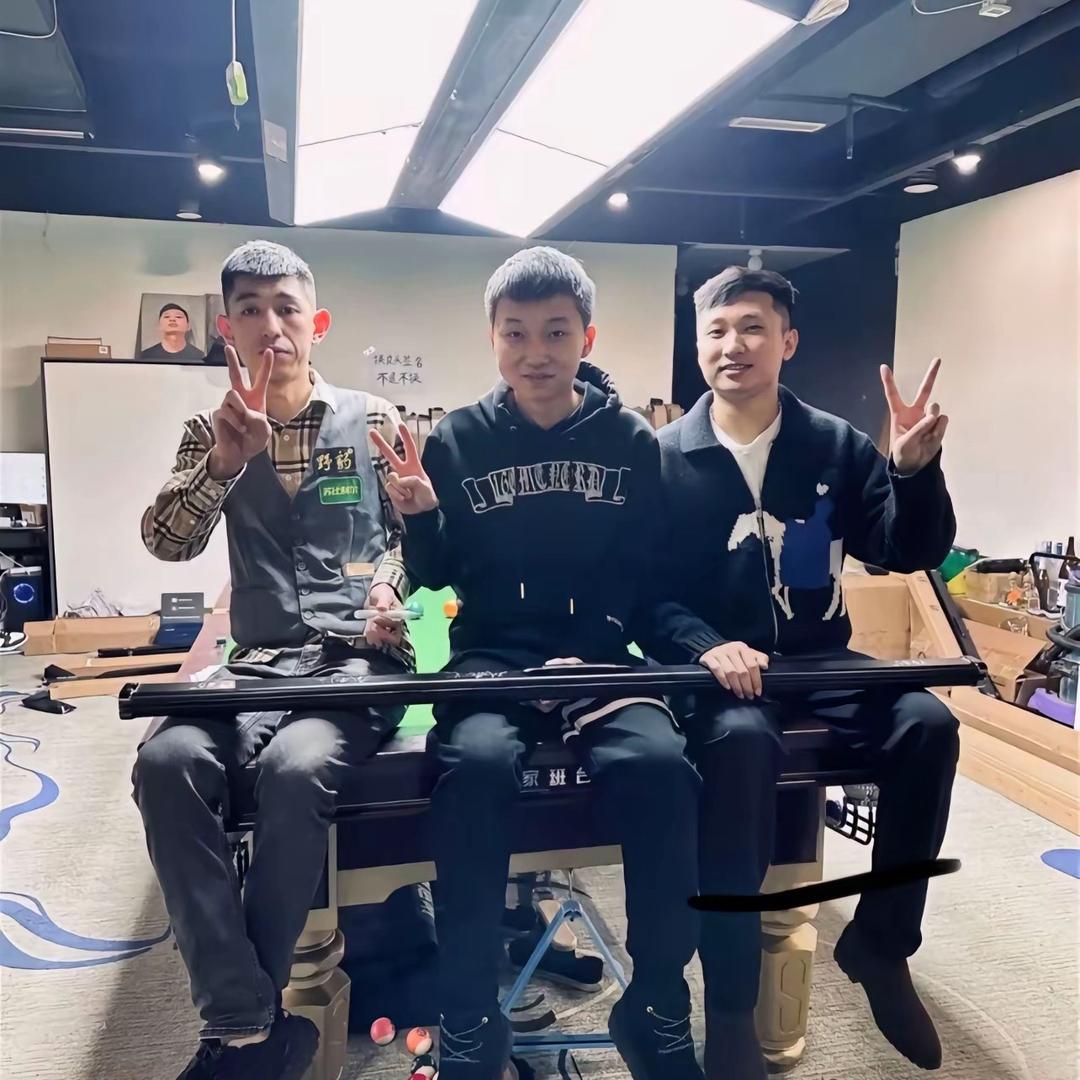 潍坊Y1台球器材超市回收 出售 置换