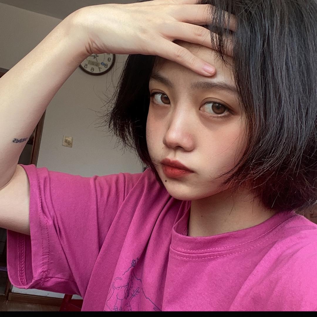 你脸红什么啊