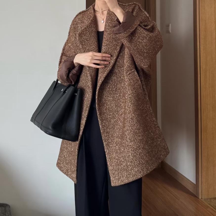 胶州市雅韵衣阁服装厂三店