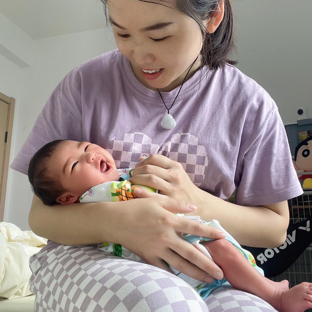 @莆田月嫂 英姐