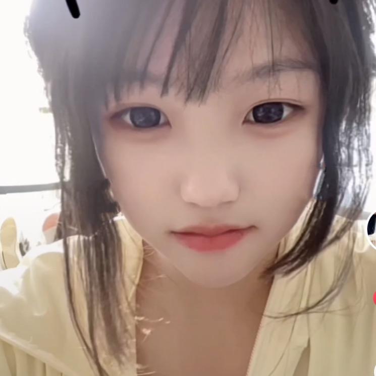 阿孟女儿荣荣2
