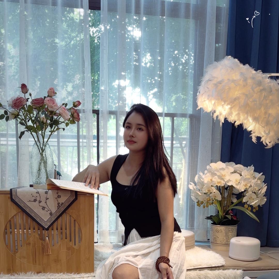 郑州抚触疗愈~小伊