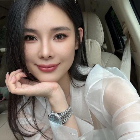 LYNEE七月-穿搭分享