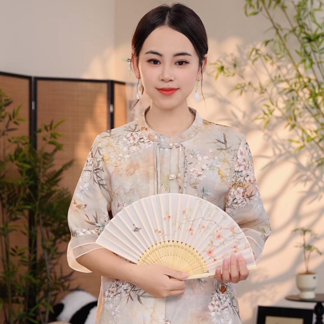 青橙服饰工厂店