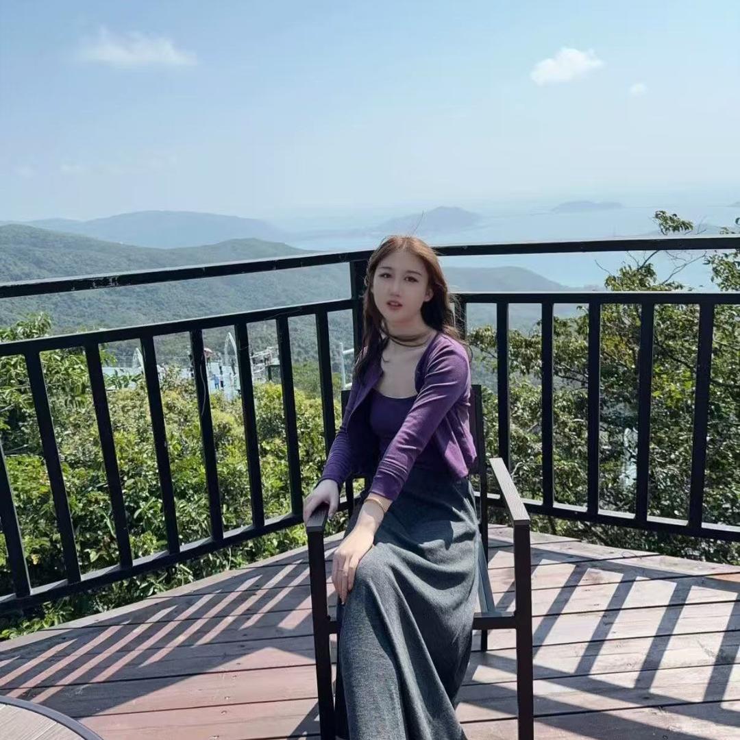 希希家张小姐的春夏秋冬鞋服集合店官方账号