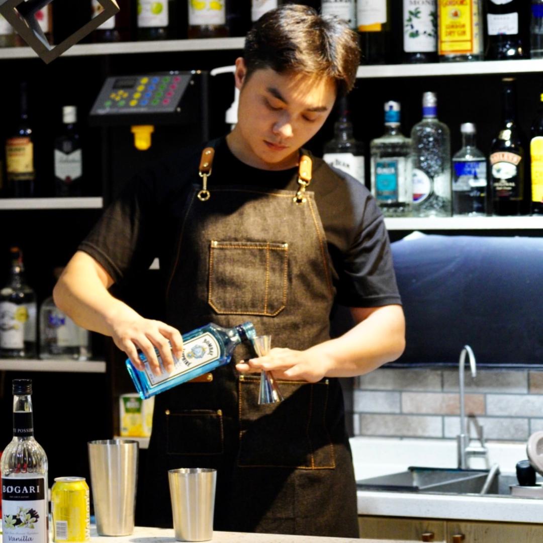 南门酒吧South Gate bar