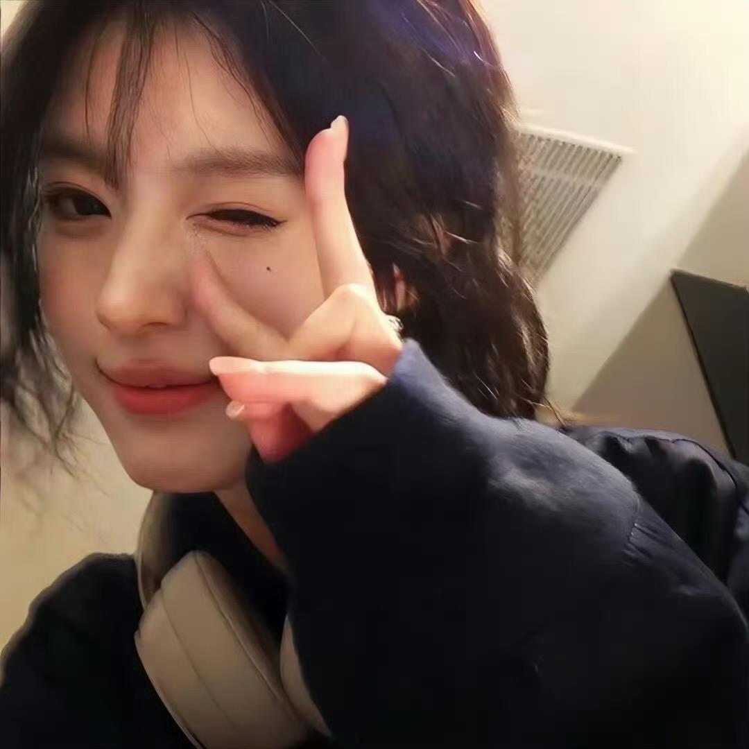 笨蛋美女-