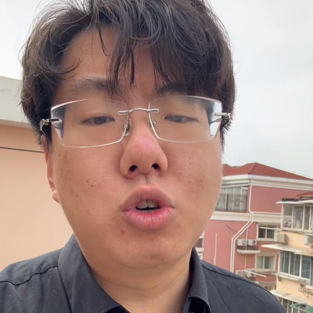 石磊磊