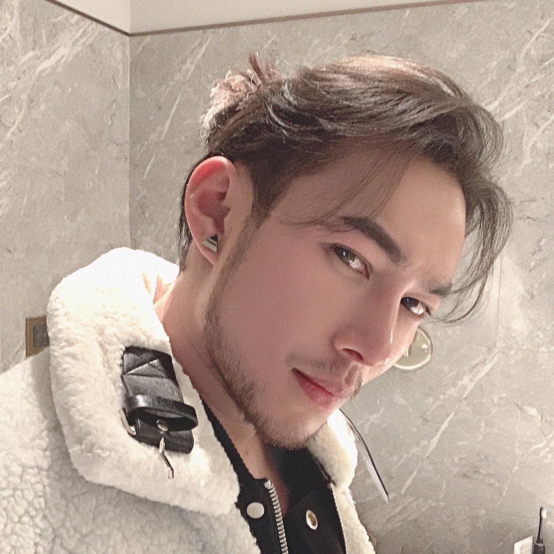 炫奇会拍照📷@抖音