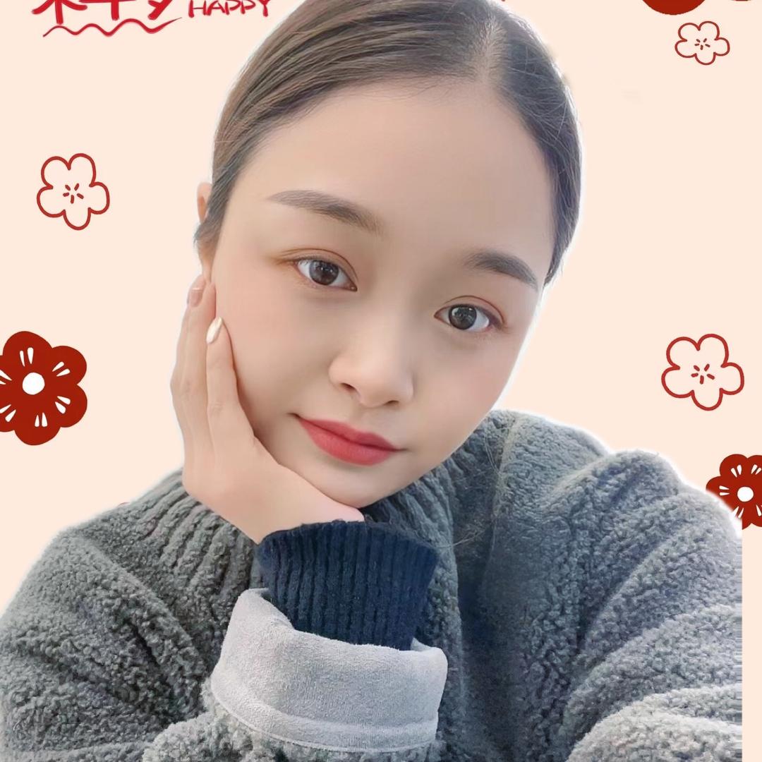 潮流美衣橱🛒～何露