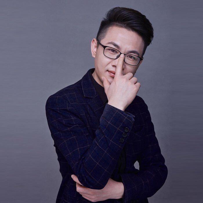 拿着✂️写故事