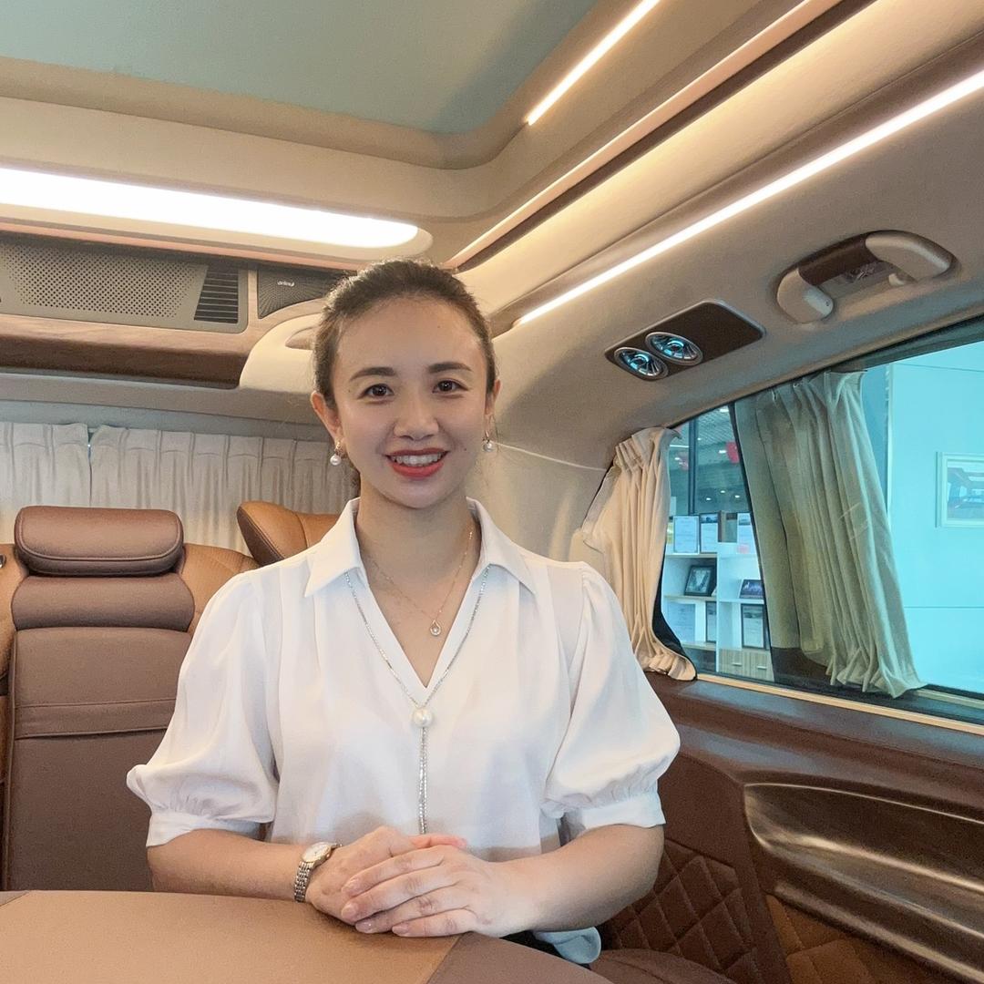 东莞铭星商务车