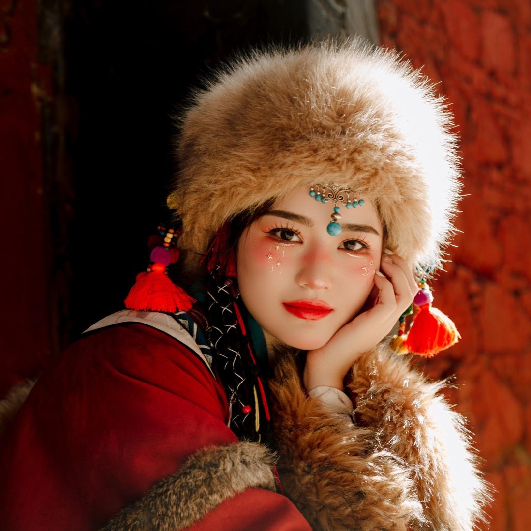 她她摄影官方号