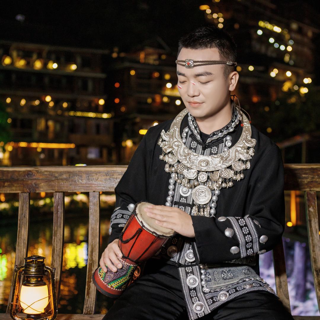 二老弟朋友圈