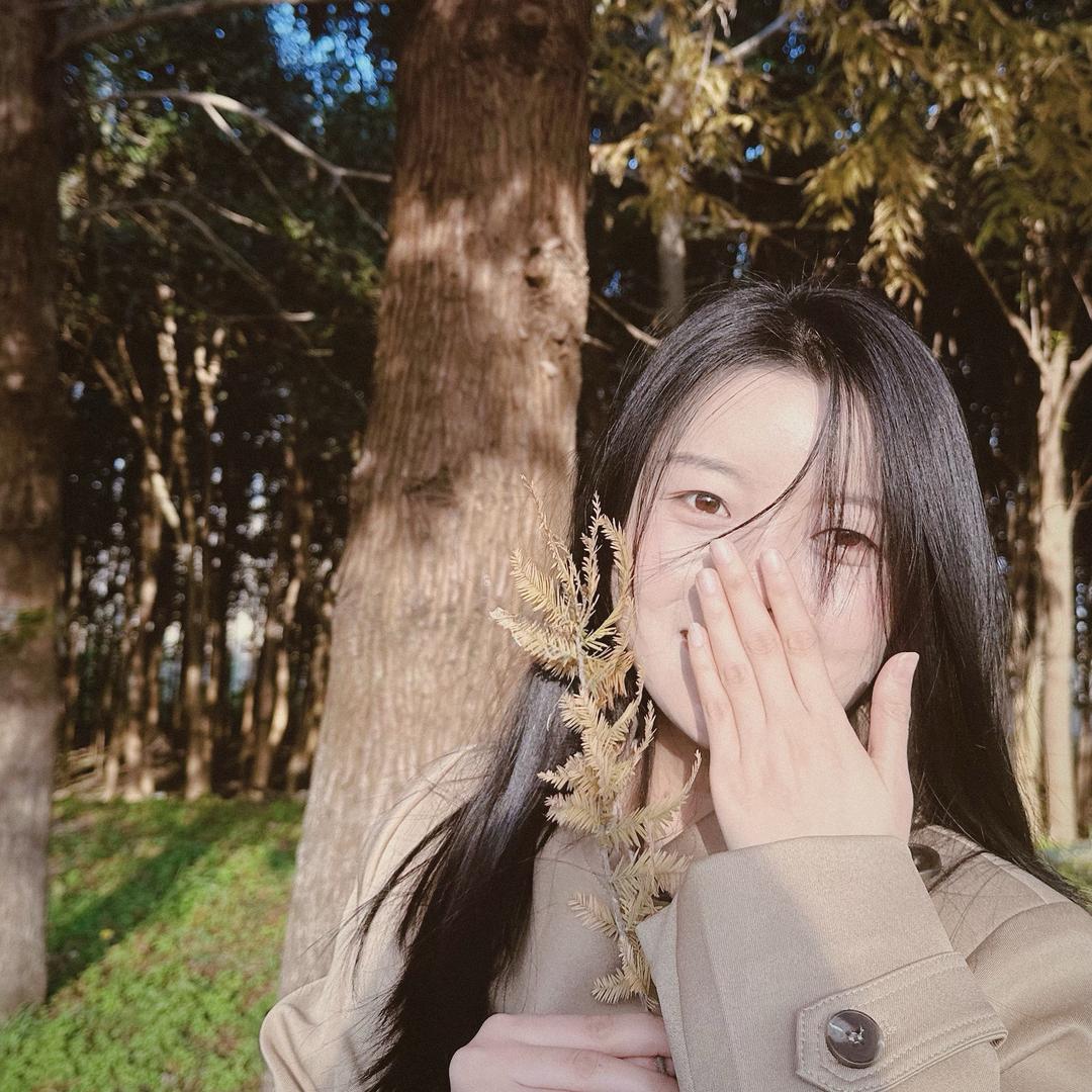 小曹永远不emo🎀