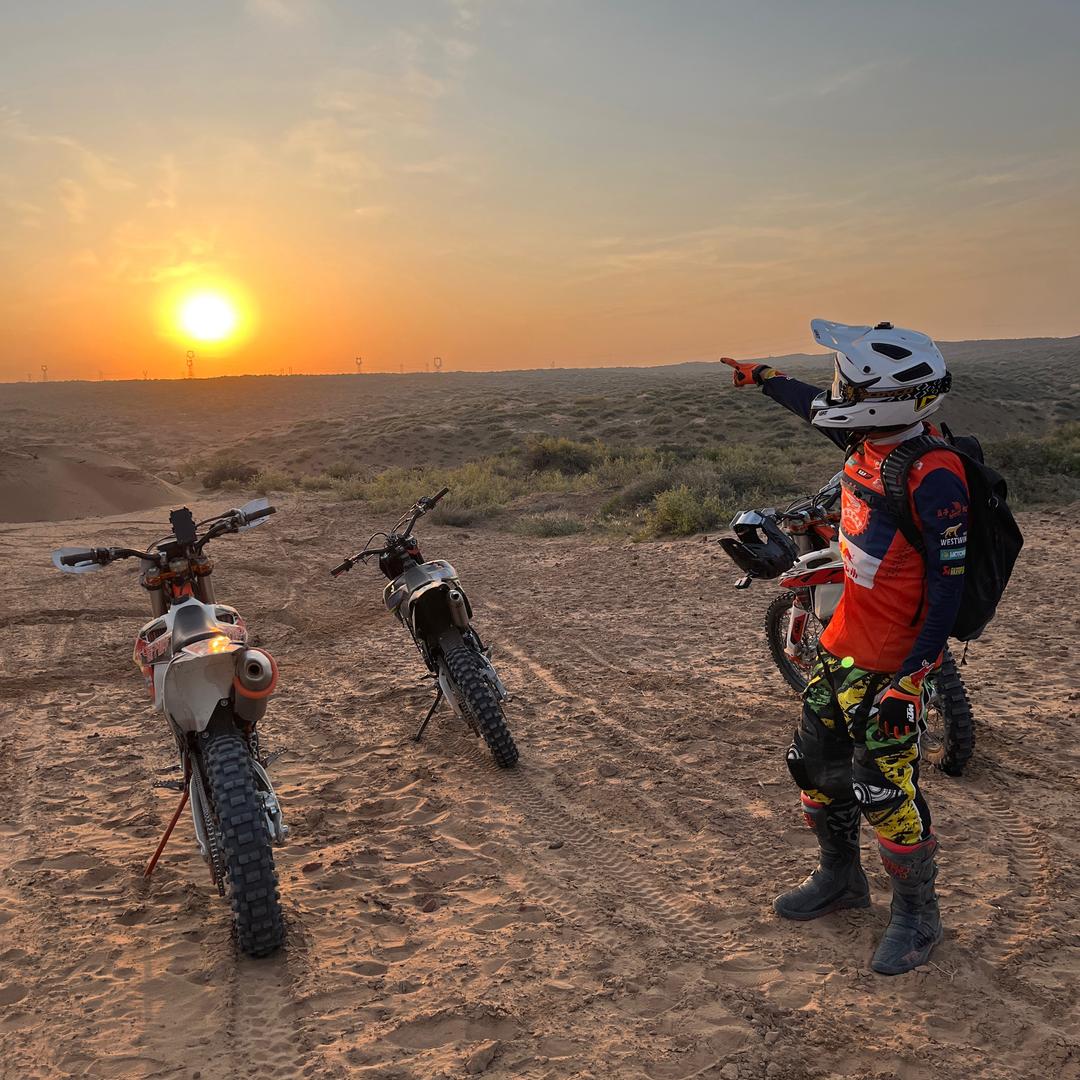 奶油机车俱乐部