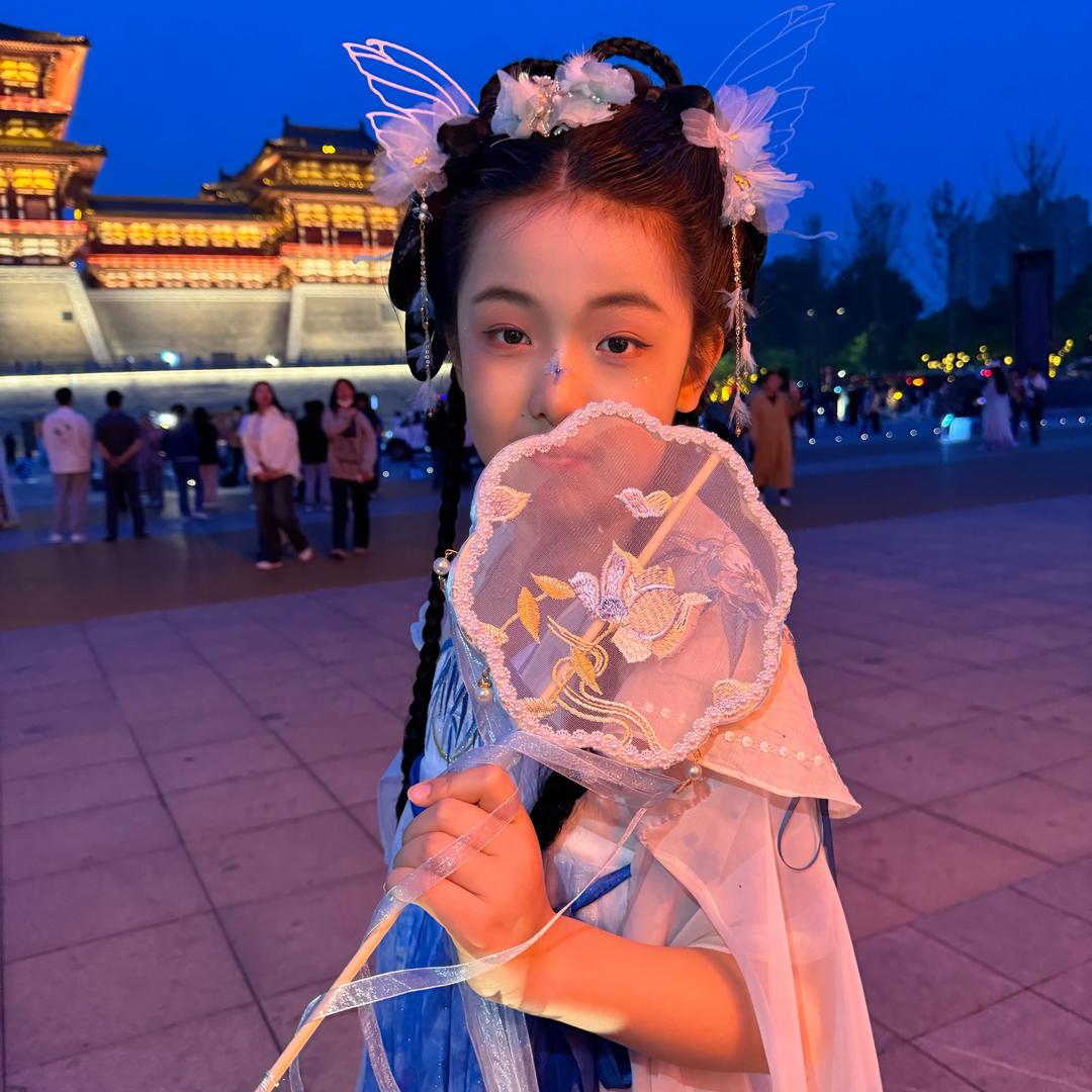 小雯和小鱼