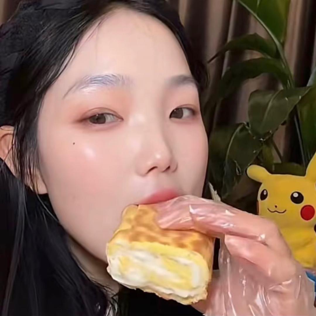 八个桃子子