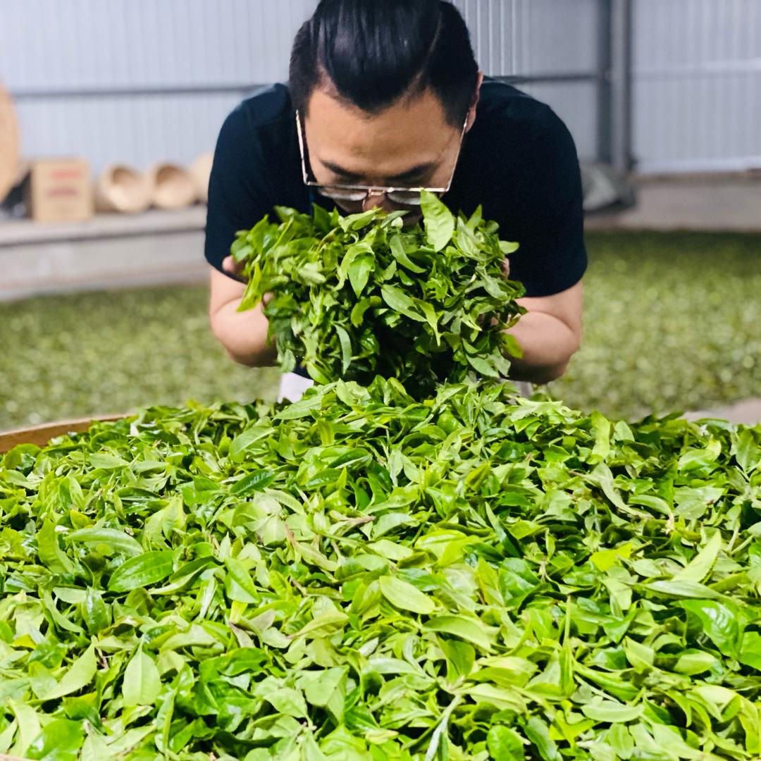 云边有个小茶铺