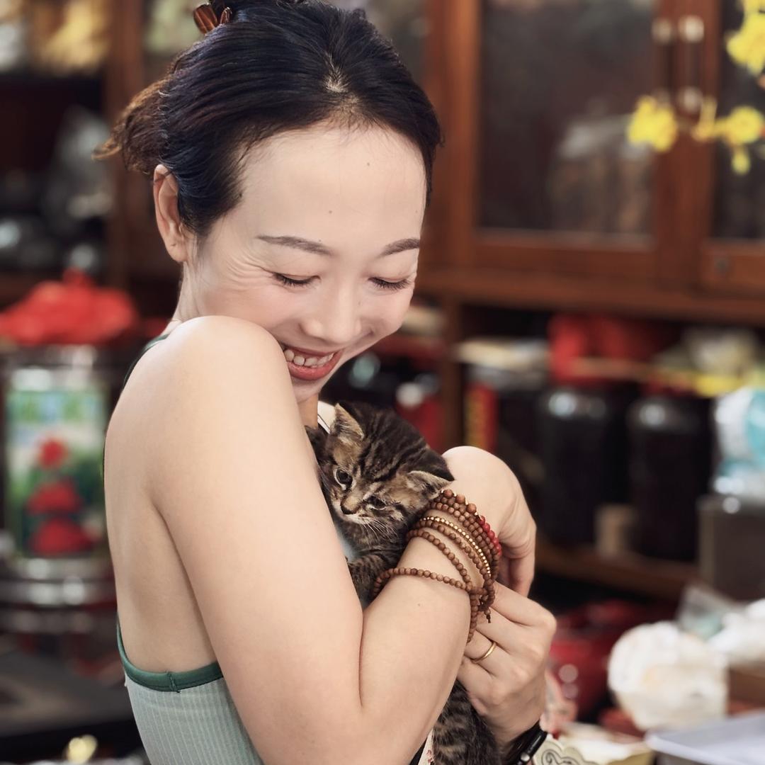 熊猫姐姐Miss华