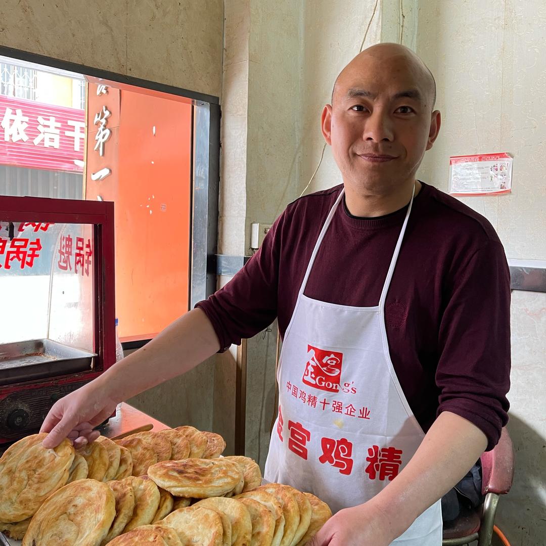 锅魁侠（旭旭宝宝传媒主播）