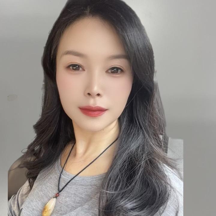 花诗蕾🌹心美学导师——曹蜜蜂