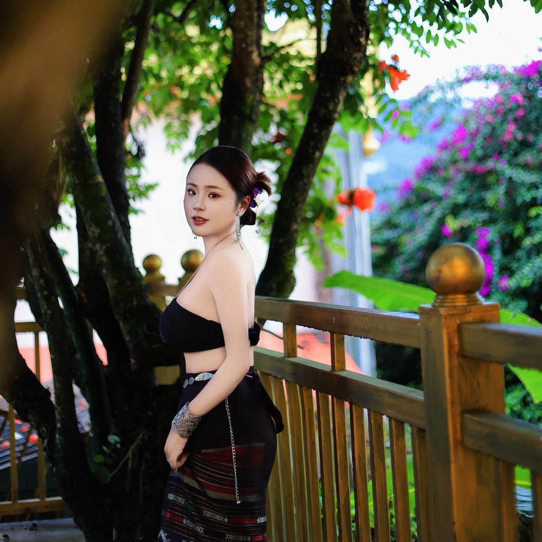 八个胃.