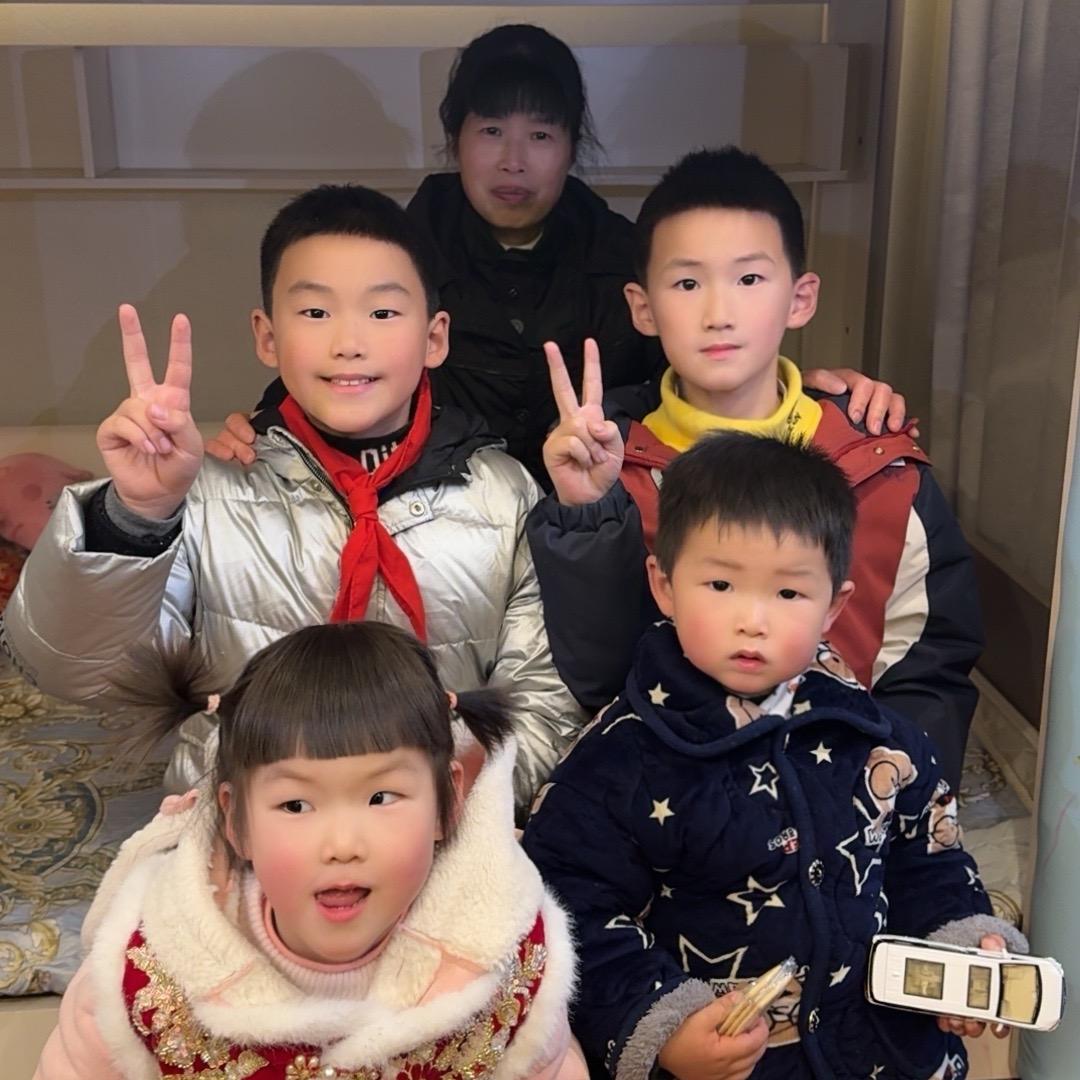 外婆和他的孩子们