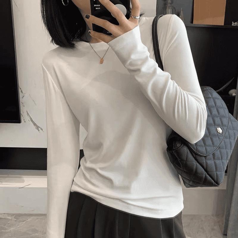 瑜沁简约服饰优品店