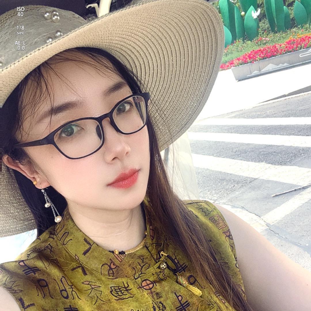 在广饶做头疗的小姐姐