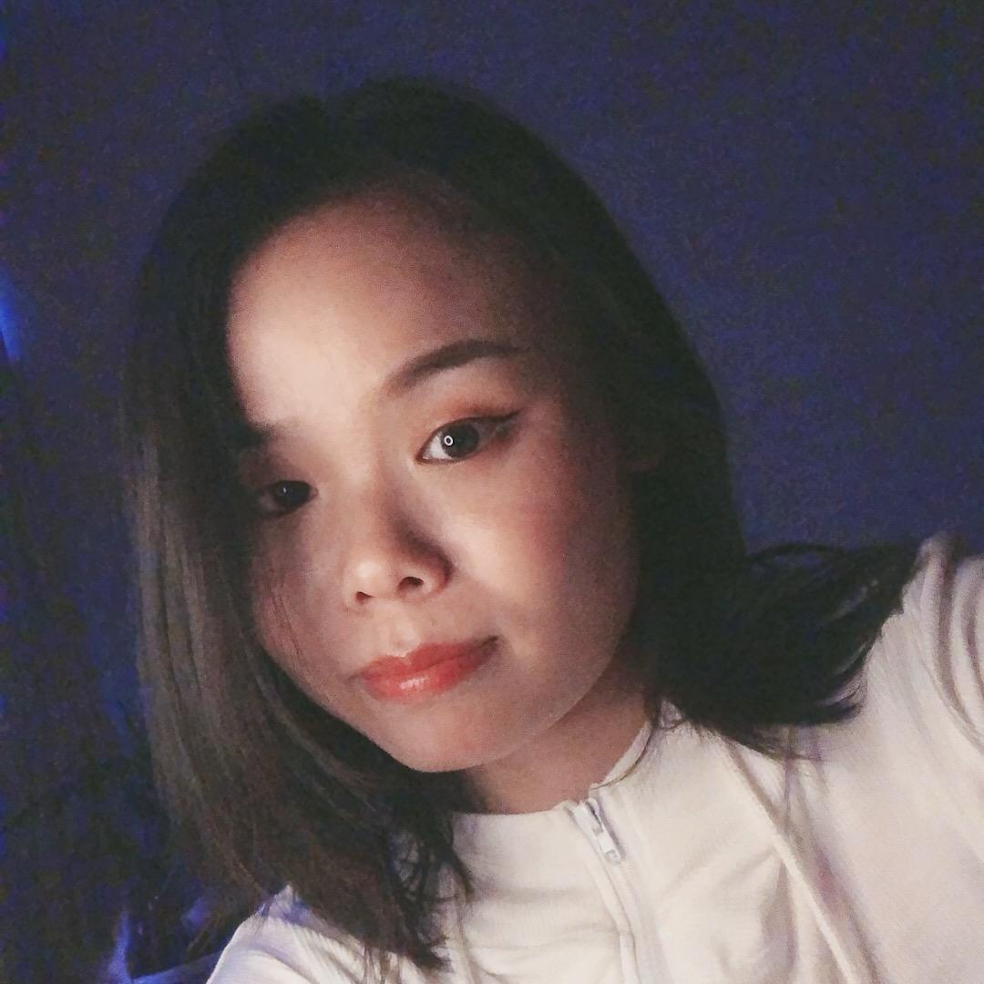我是方敏.