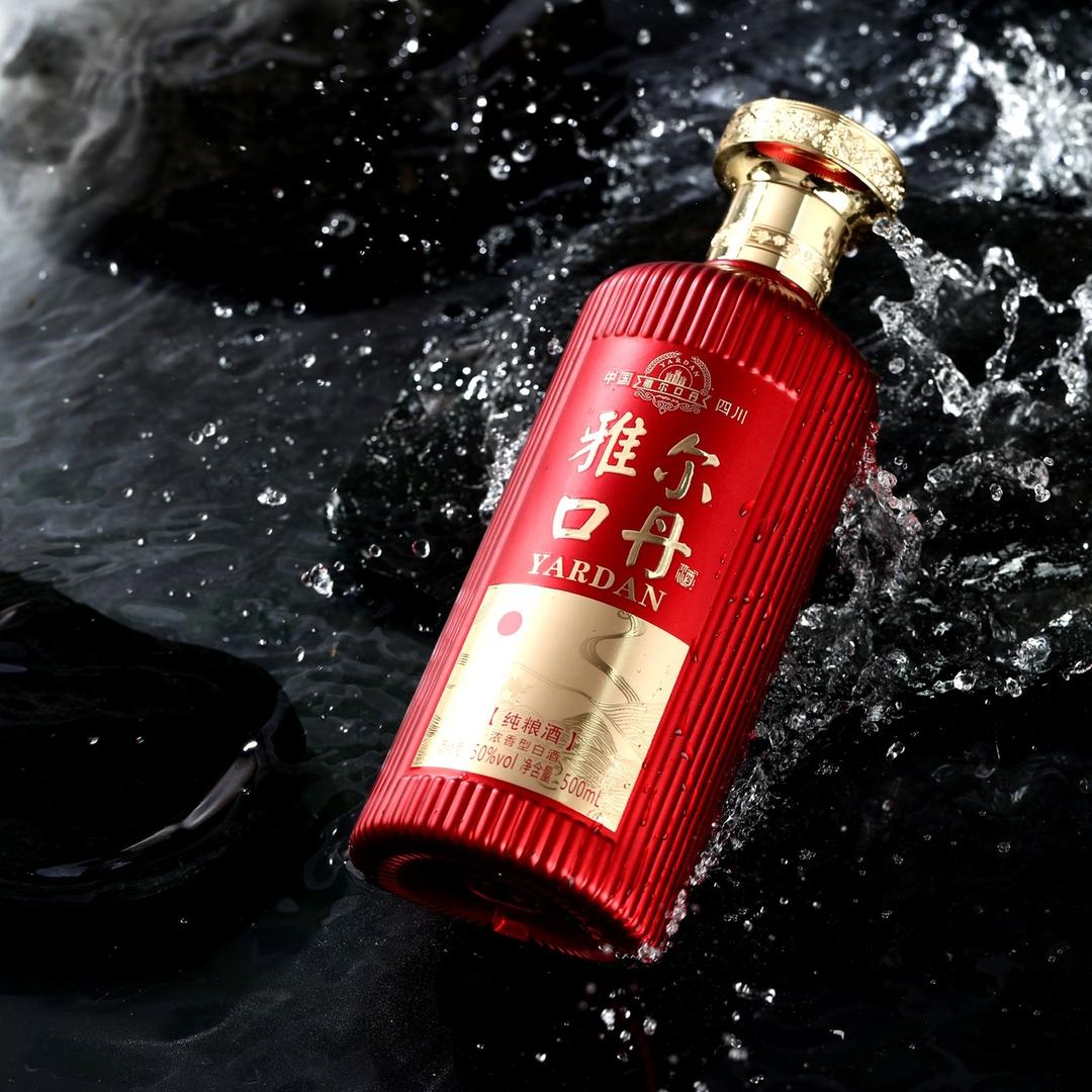 纯粮白酒搬运工