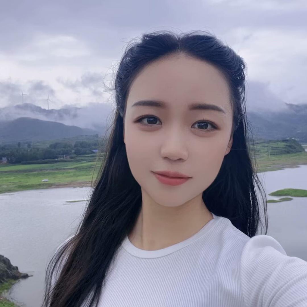 双双（李小宛）
