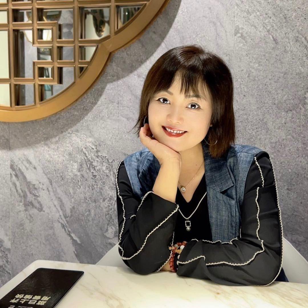 小红服饰