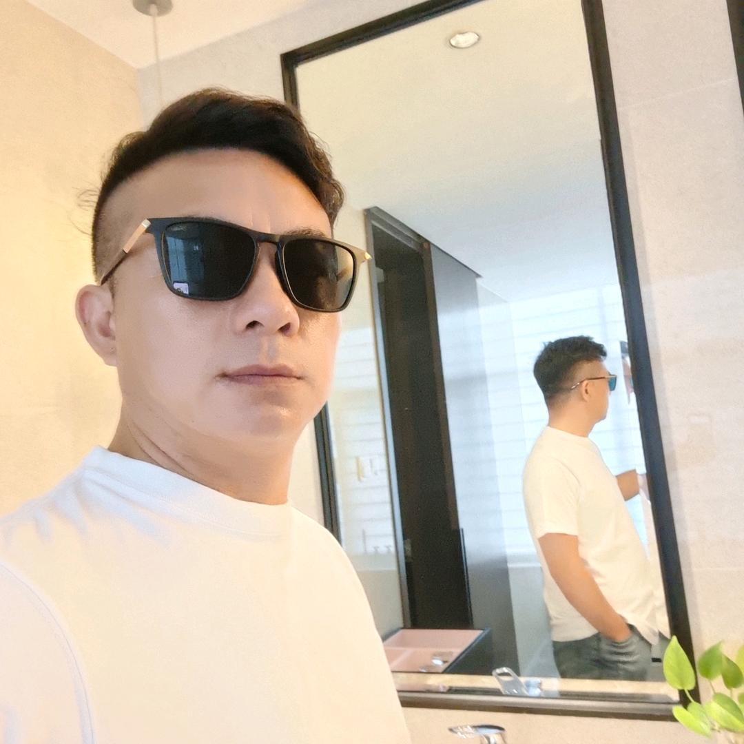 汤哥