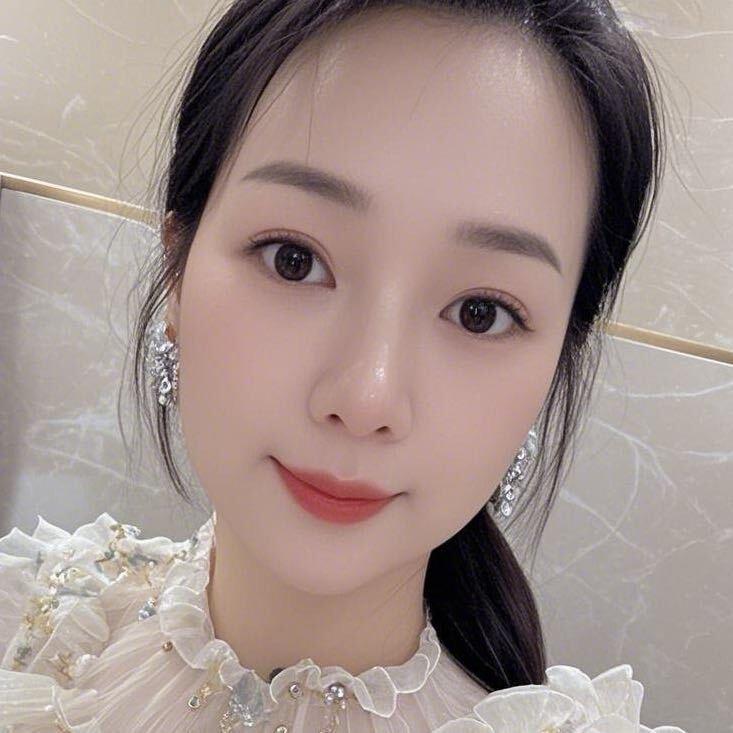 小A