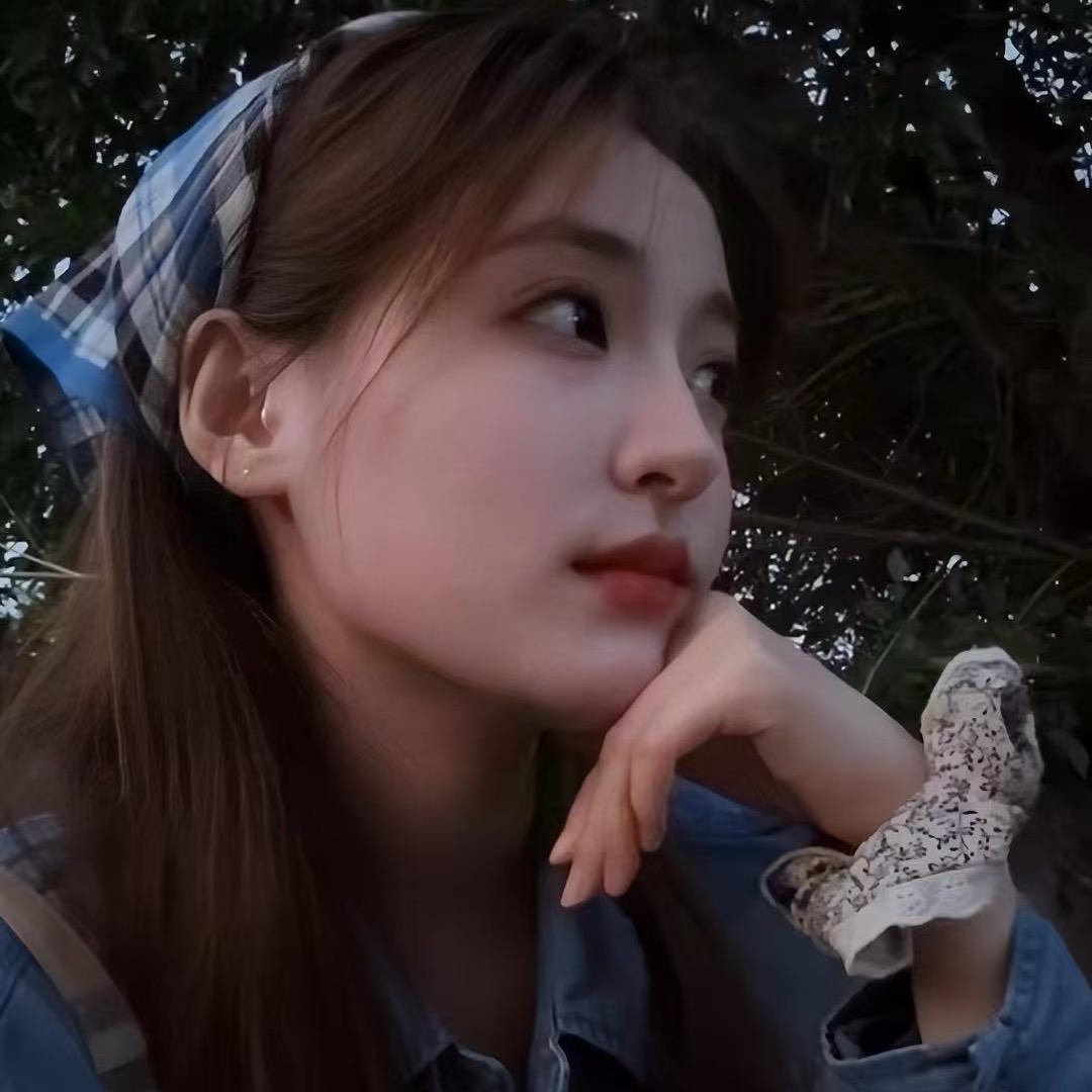 小颇🐽（刘佳怡）@抖音