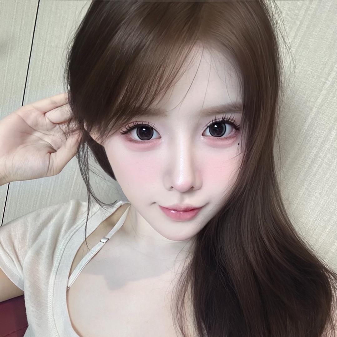 小伊.
