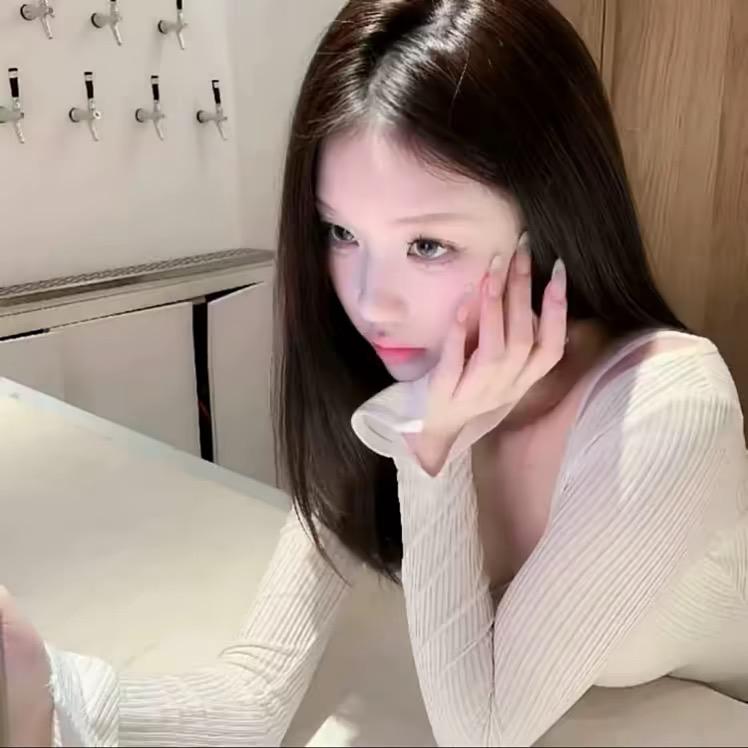 J：