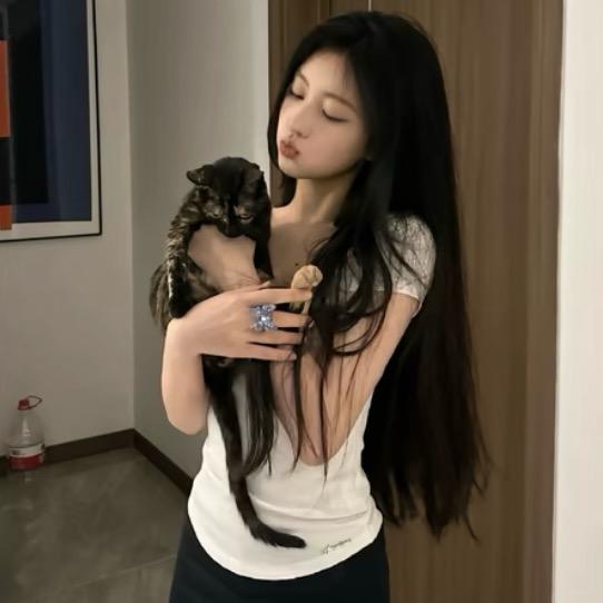 钉子贴贴