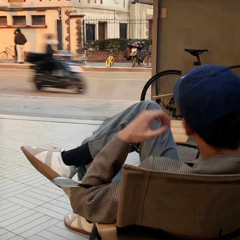 让我再睡一会吧