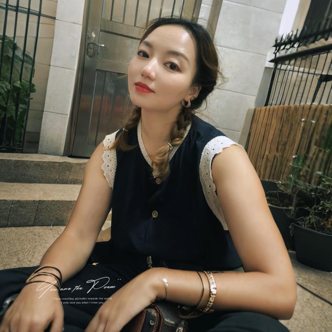 广西“”蒙*姐《不定时开播》