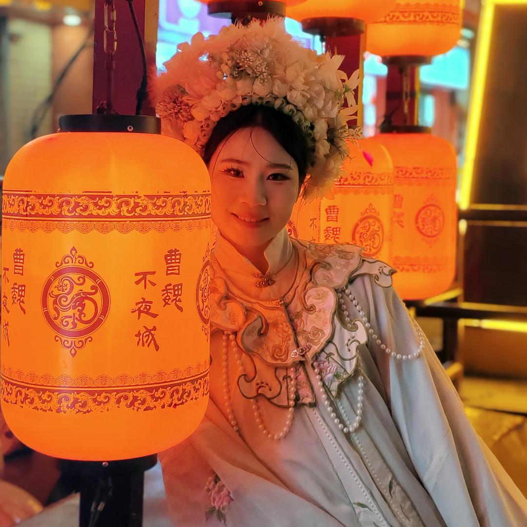 六月