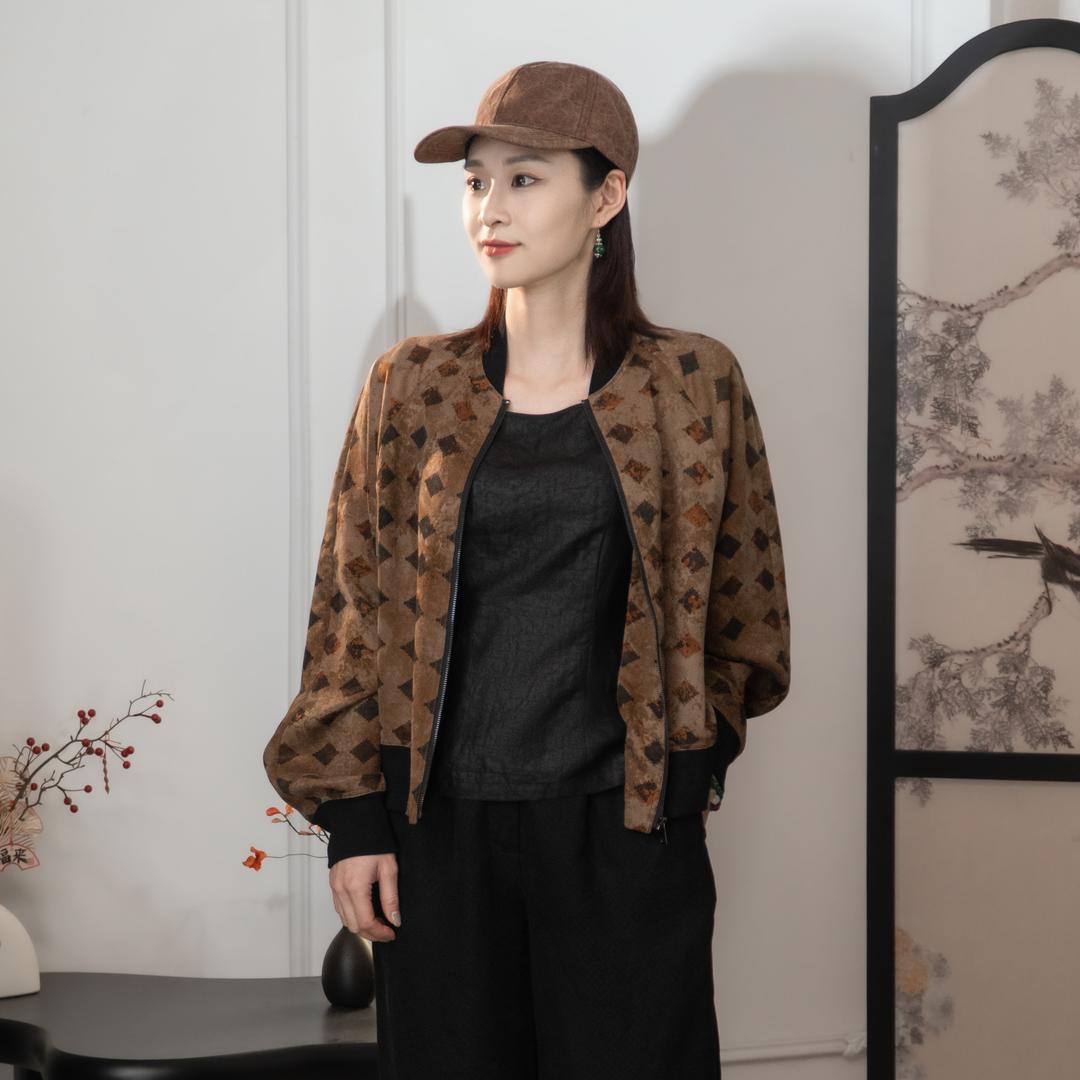 芬领如颖香云纱
