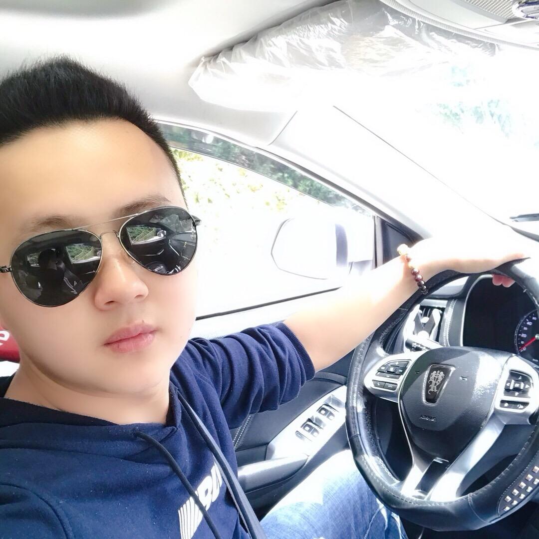 A K 柯斌