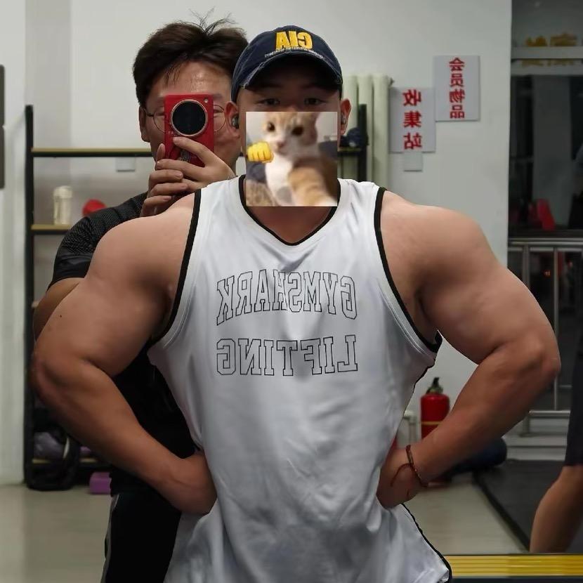 沉默的阿诺