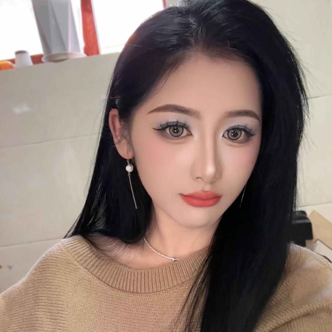 杨小伊🍃